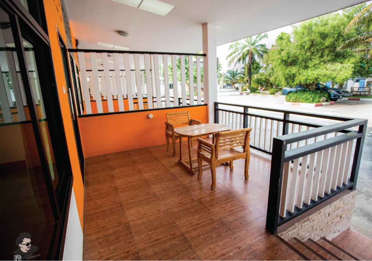 Staychill Resort Uttaradit Exterior foto